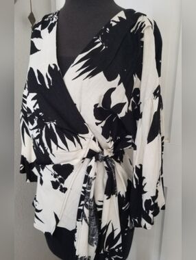 Zara Floral Black & White Blouse